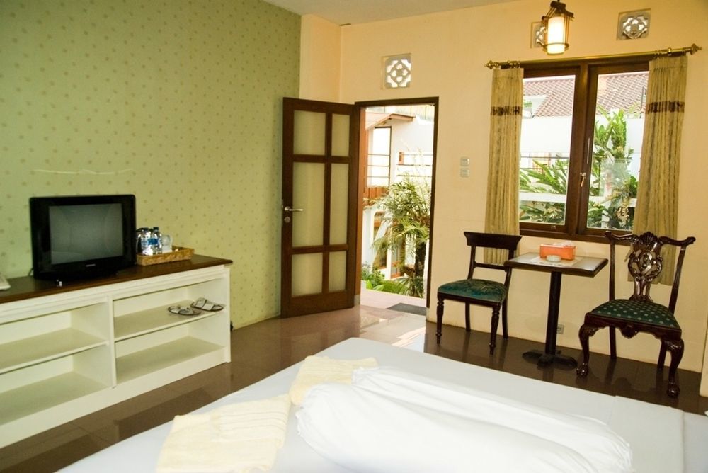 Family Hotel Gradia 2 Batu  Exteriér fotografie